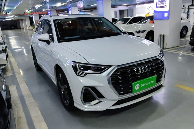 Audi Q3 2019 #4 Audi Q3 2019 car image #4