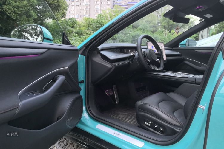 MI SU7 2024 car image #18