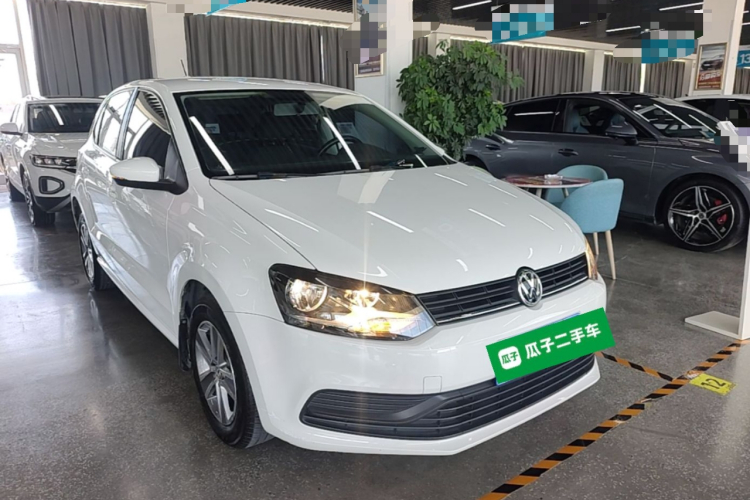 Volkswagen Polo 2018 car image #4