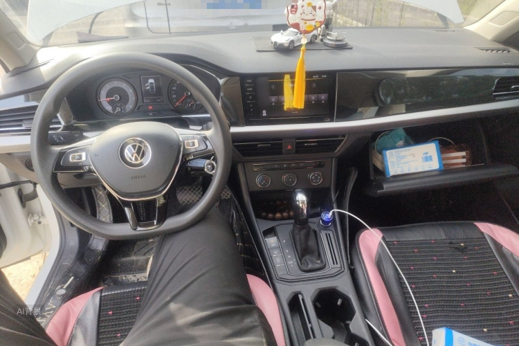 Volkswagen Lavida 2020 car image #11