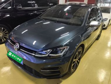 Volkswagen Golf 2020 car image 