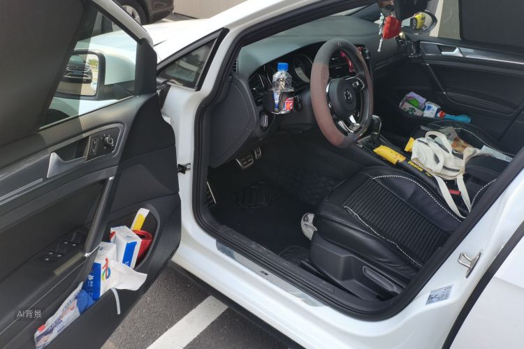 Volkswagen Golf 2019 car image #18