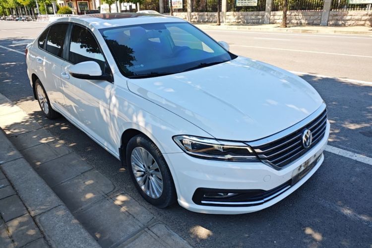 Volkswagen Lavida 2018 car image #4