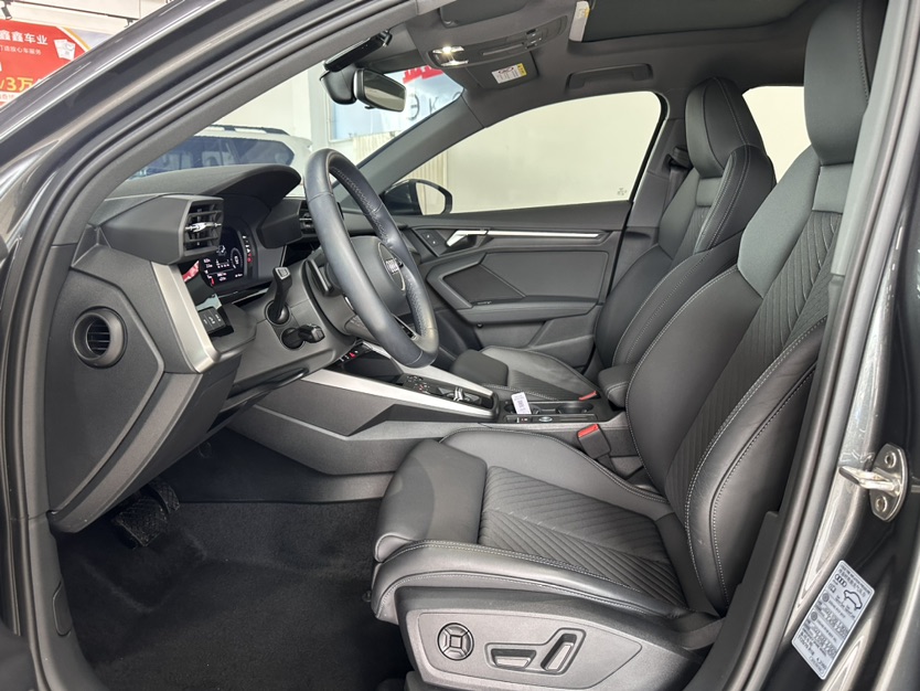 Audi A3 2023 car image #5