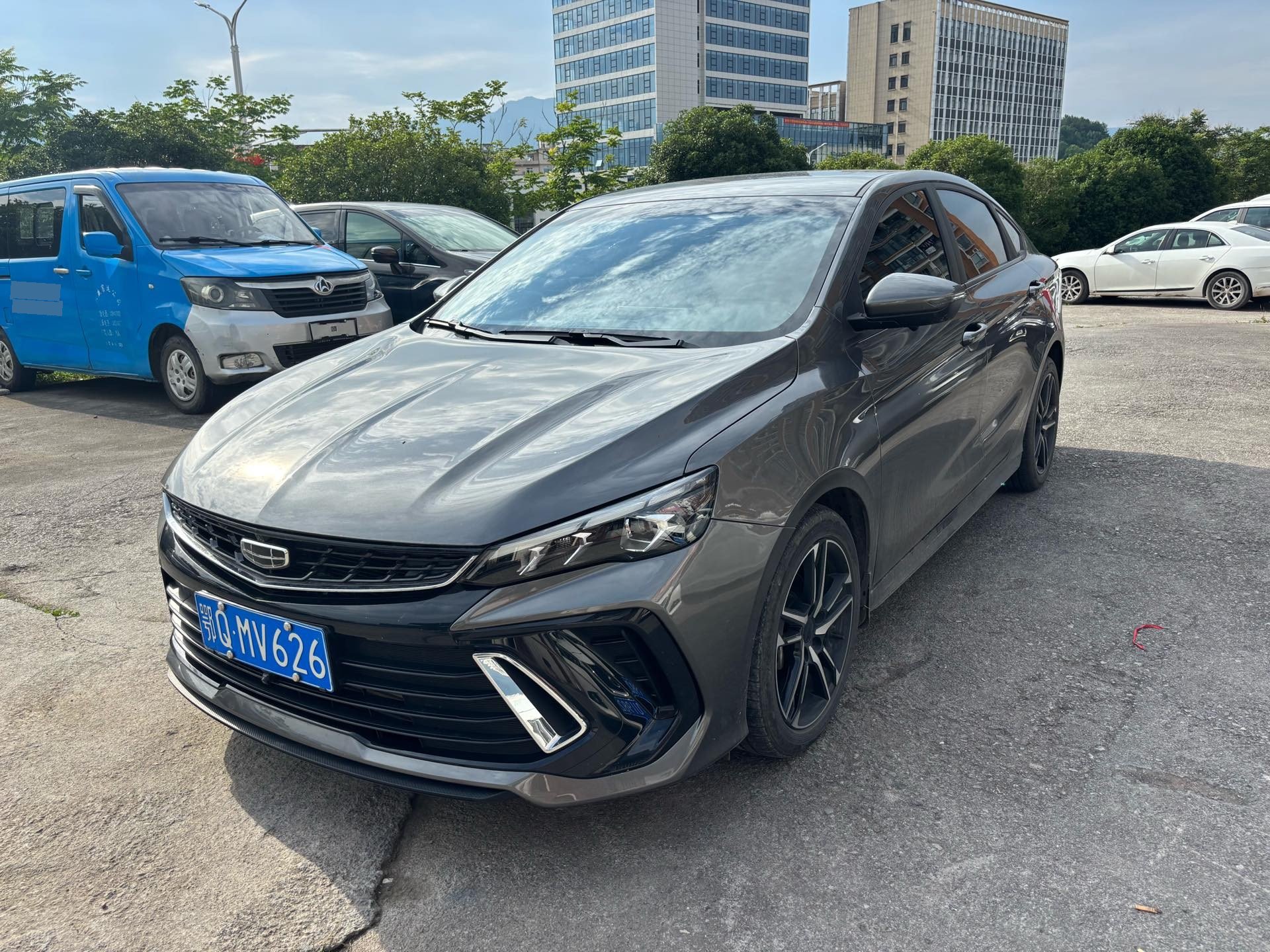 GEELY Binray 2023 immagine di auto 
