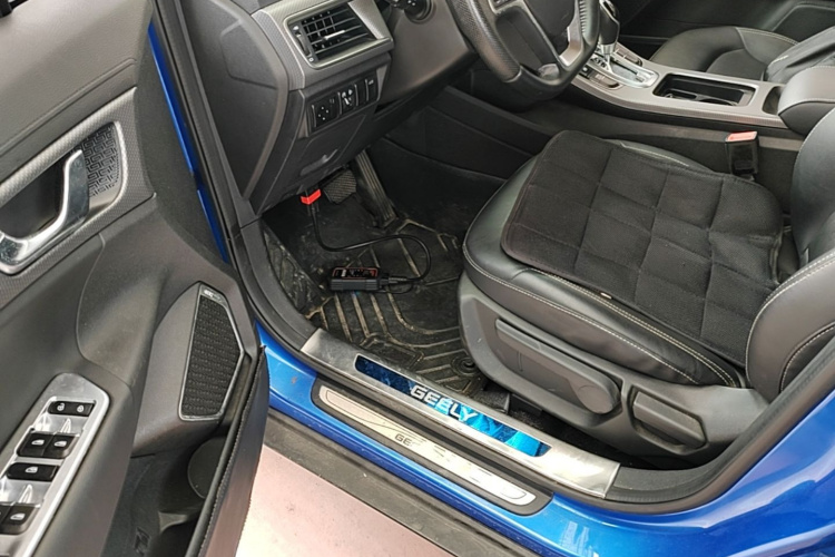 GEELY Emgrand GS 2016 car image #16