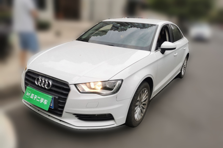 Audi A3 2017 car image #2