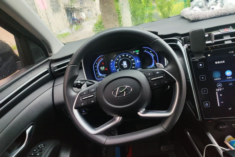 Hyundai Tucson 2024 car image #11