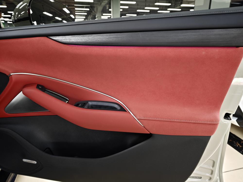 2024 #12 2024 immagine di auto #12