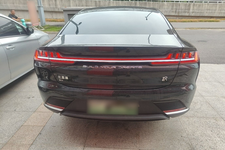 BYD Han 2022 #6 BYD Han 2022 car image #6