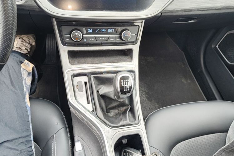 GEELY Emgrand GS 2018 car image #14