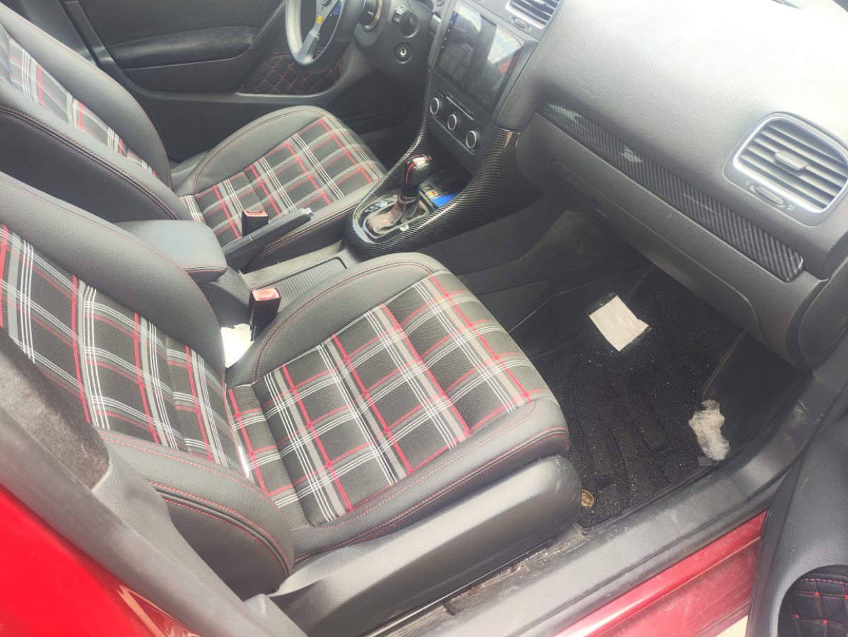 Volkswagen Golf 2013 car image #6