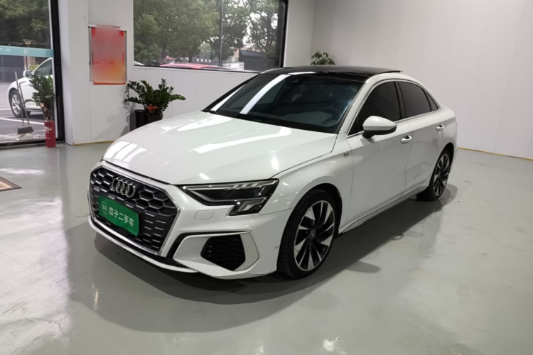 Audi A3 2022 car image #2