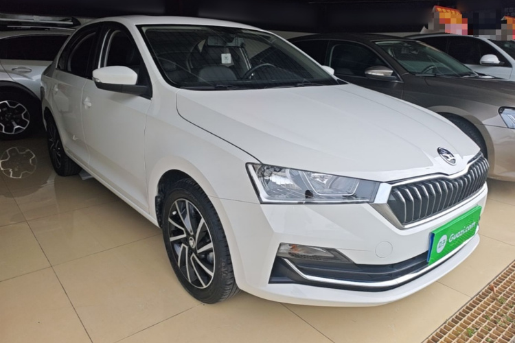 Skoda Rapid 2020 #4 Skoda Rapid 2020 image de voiture #4