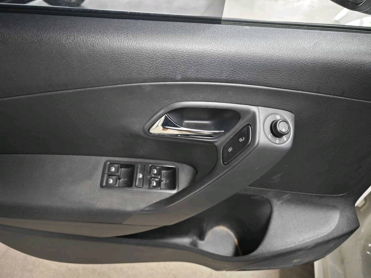 Volkswagen Polo 2019 #9 Volkswagen Polo 2019 car image #9