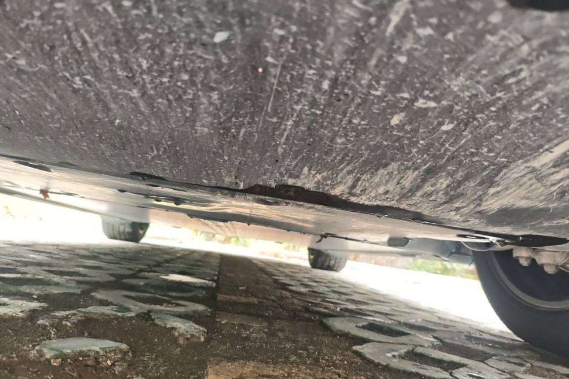 Tesla Model Y 2025 immagine di auto #13