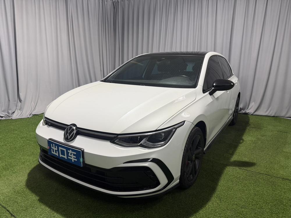 Volkswagen Golf 2022 صورة سيارة 