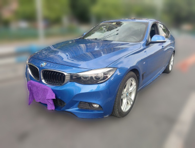 BMW 3 Series GT 2018 BMW 3 Series GT 2018 car image