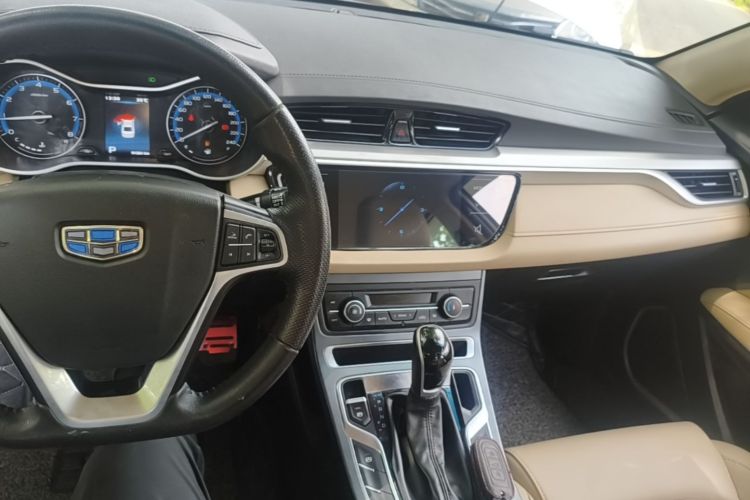GEELY Emgrand 2019 car image #10