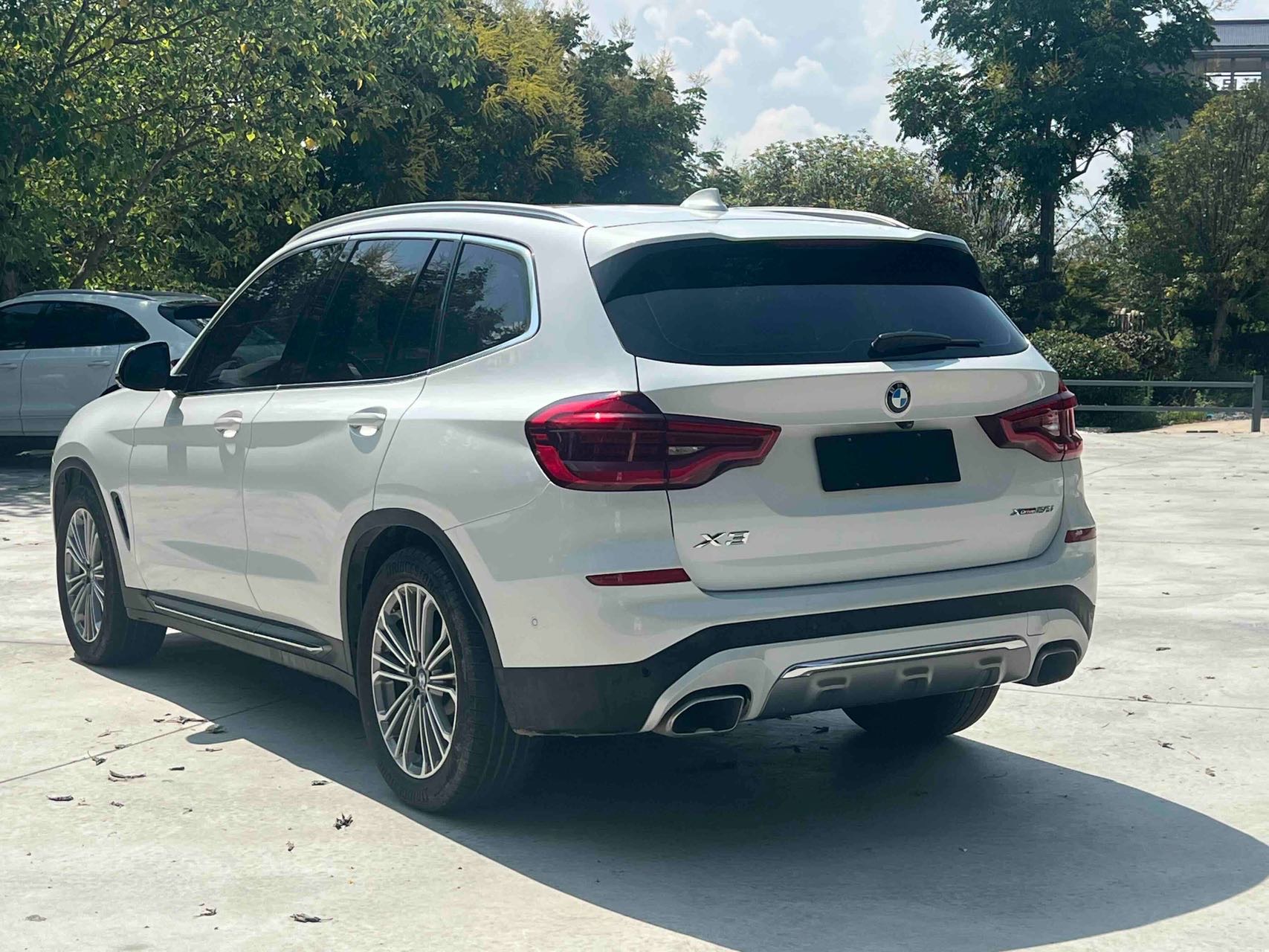 BMW X3 2019 car image #7