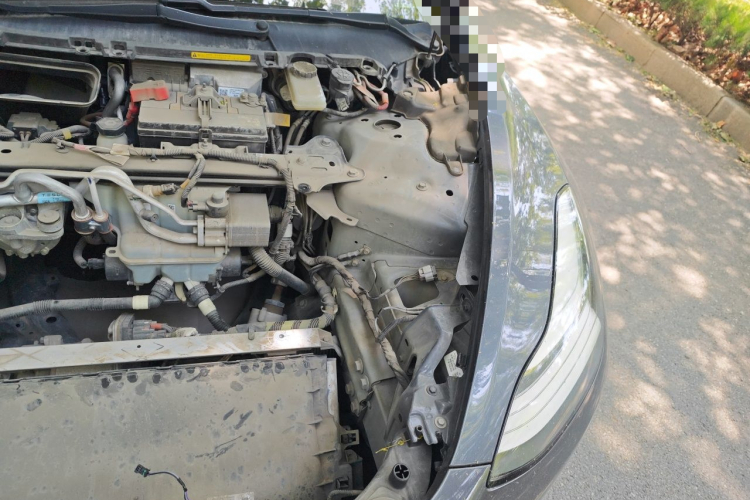 Tesla Model 3 2020 car image #25