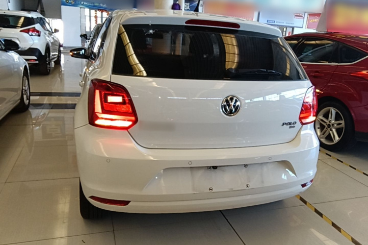 Volkswagen Polo 2018 car image #6