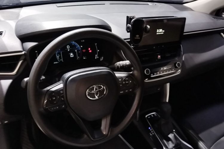Toyota Corolla Cross 2024 car image #10