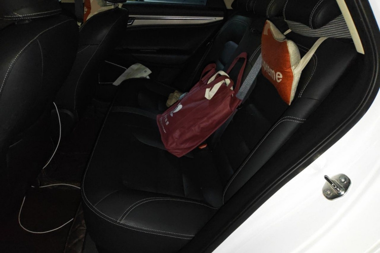 GEELY Emgrand GL 2018 car image #10