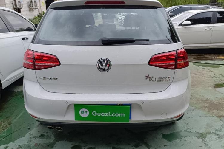 Volkswagen Golf 2016 car image #6