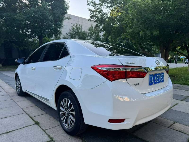 Toyota Corolla 2018 #9 Toyota Corolla 2018 car image #9
