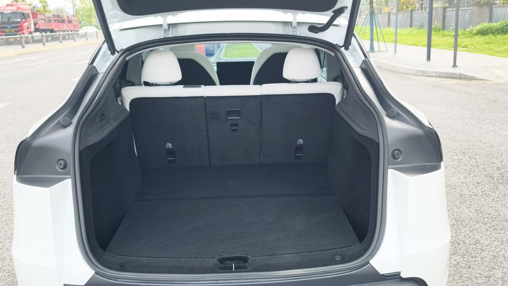 Tesla Model Y 2025 #18 Tesla Model Y 2025 imagen de coche #18