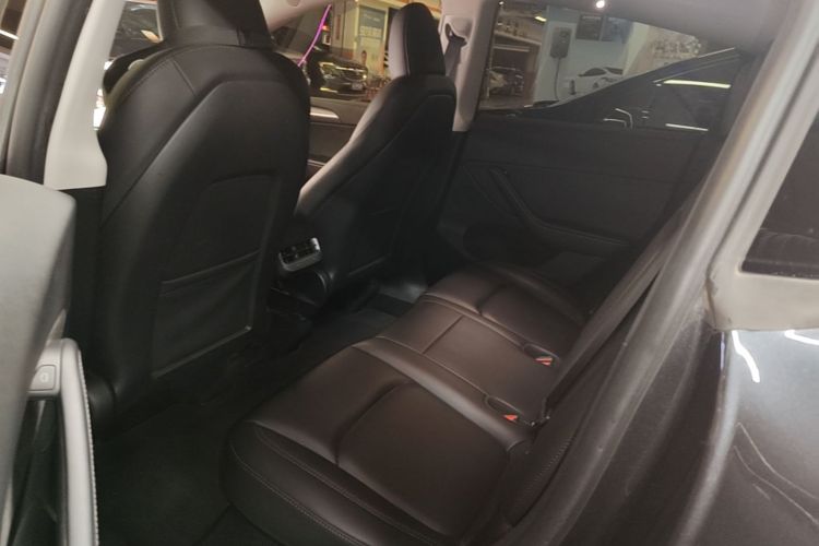 Tesla Model Y 2024 #17 Tesla Model Y 2024 car image #17