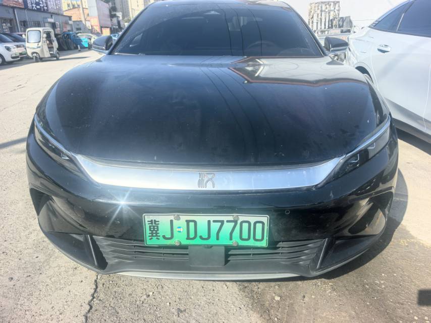 BYD Han 2023 image de voiture #2