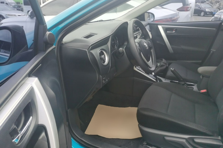Toyota Corolla Hybird E+ 2019 #16 Toyota Corolla Hybird E+ 2019 car image #16