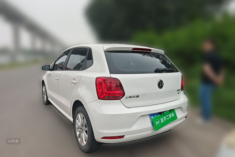 Volkswagen Polo 2016 car image #5