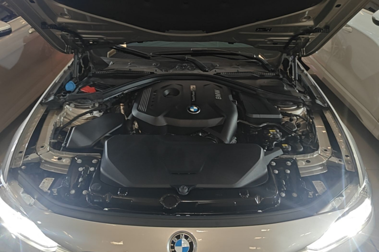 BMW 3 Series 2019 #20 BMW 3 Series 2019 car image #20