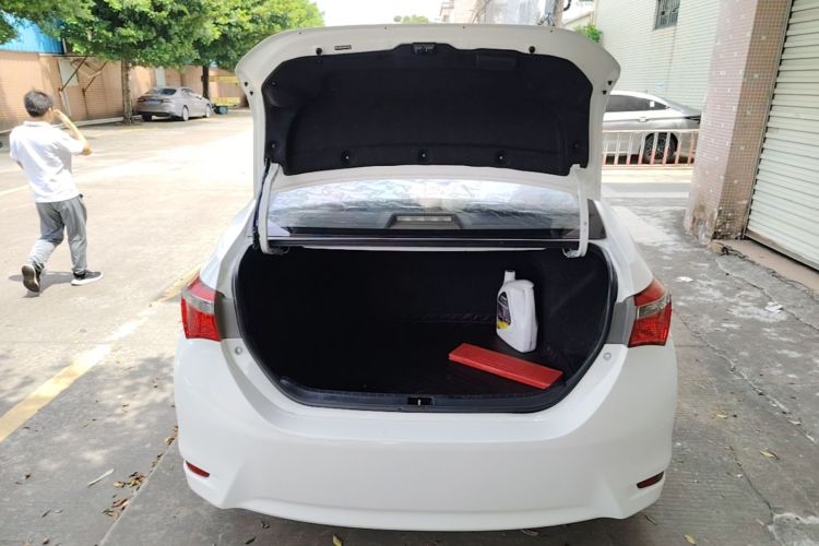 Toyota Corolla 2017 #18 Toyota Corolla 2017 car image #18