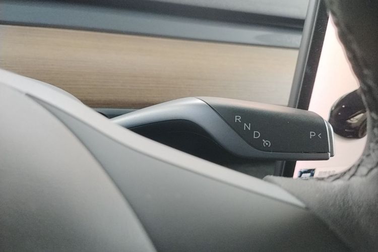 Tesla Model 3 2021 #14 Tesla Model 3 2021 car image #14