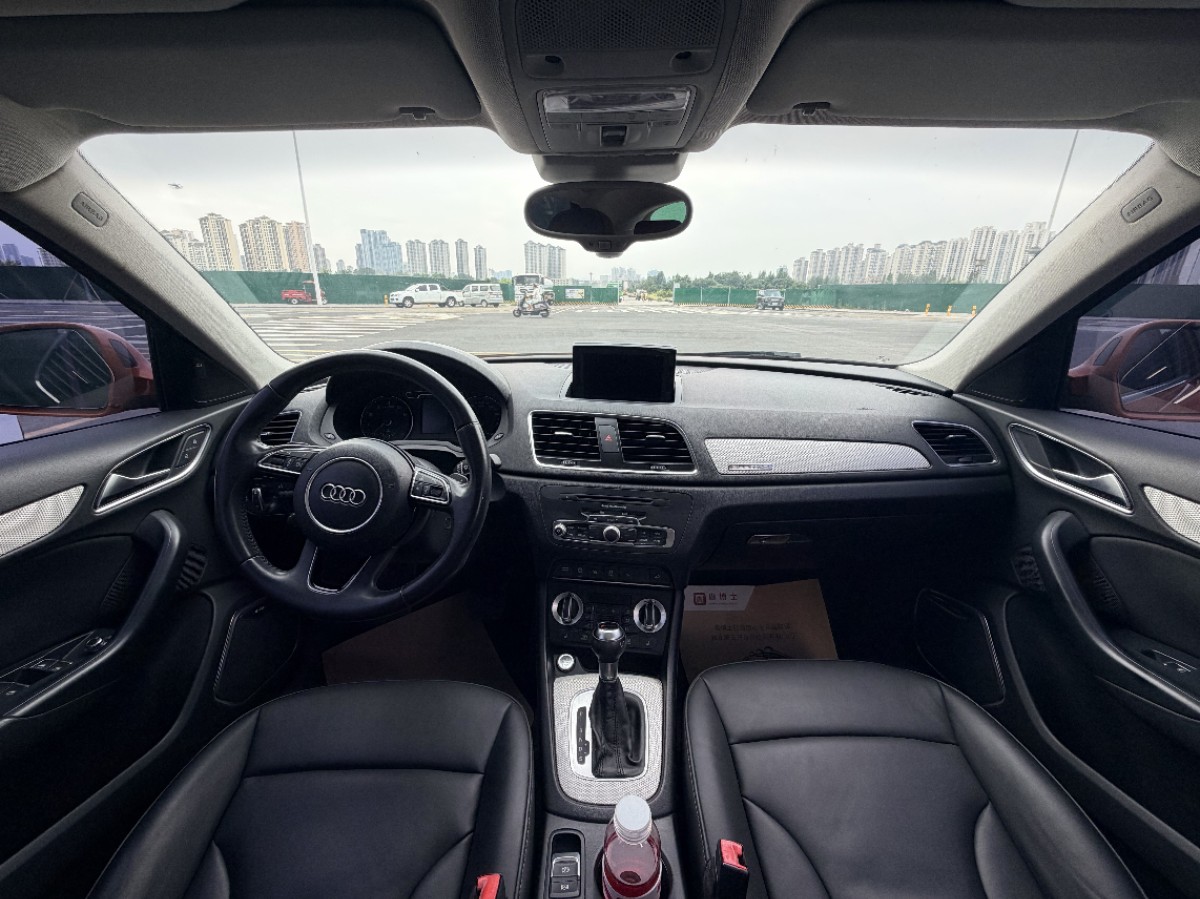Audi Q3 2014 car image #15