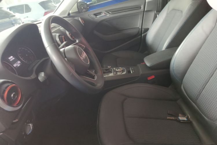 Audi A3 2019 car image #15