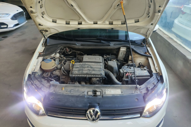 Volkswagen Polo 2019 car image #20