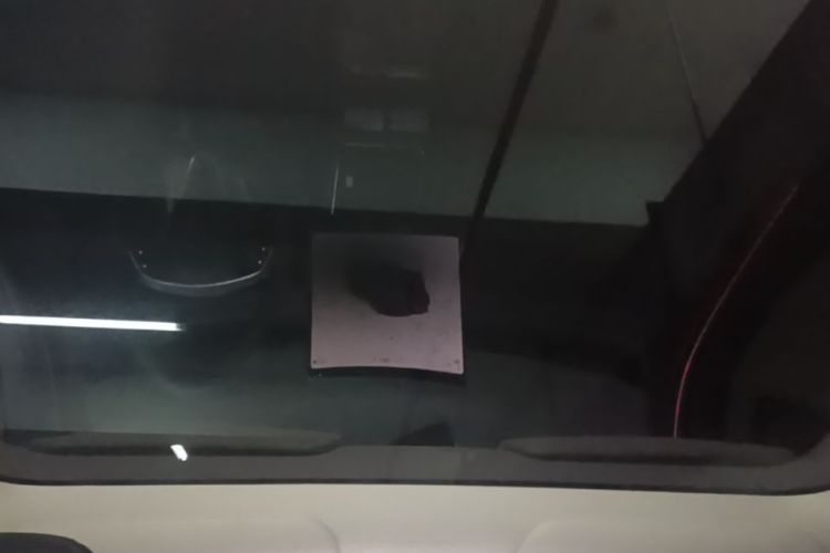 Tesla Model Y 2025 #20 Tesla Model Y 2025 car image #20