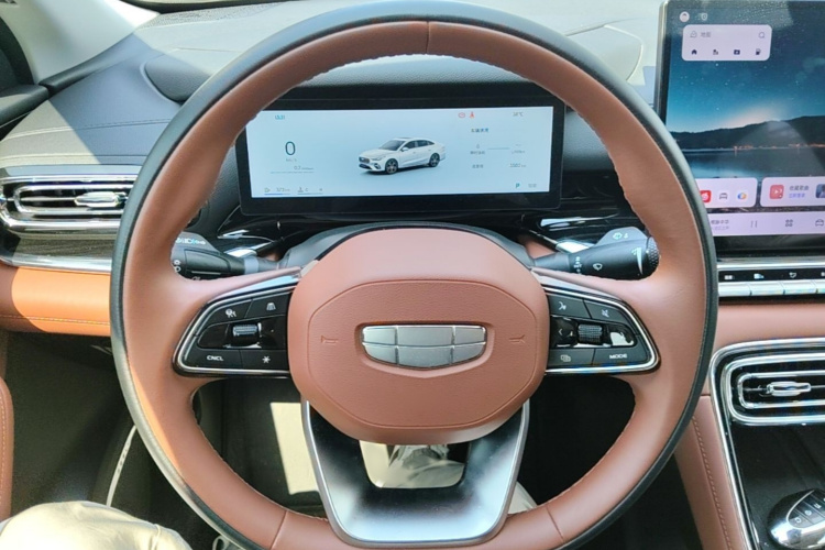 GEELY Emgrand 2025 #22 GEELY Emgrand 2025 car image #22