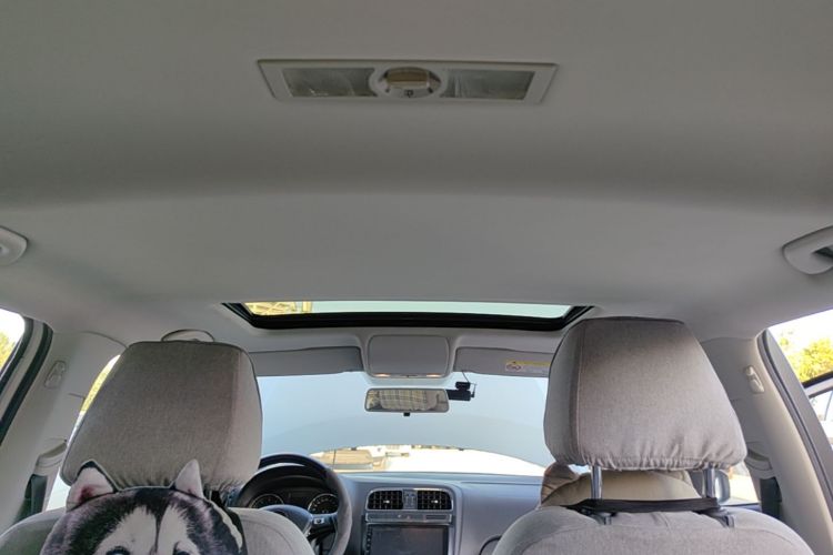 Volkswagen Polo 2017 #18 Volkswagen Polo 2017 car image #18