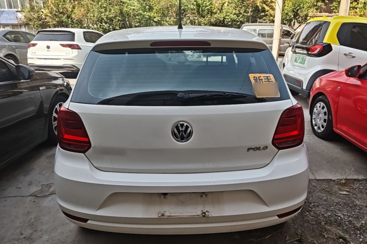 Volkswagen Polo 2015 #6 Volkswagen Polo 2015 car image #6