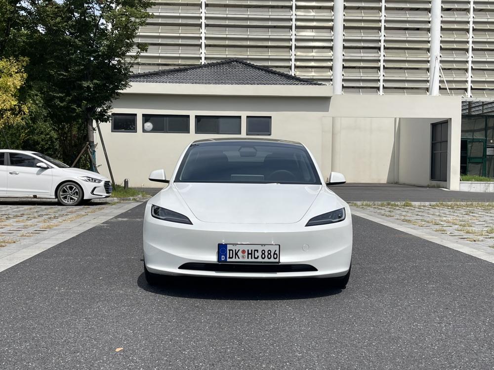 Tesla Model 3 2024 #2 Tesla Model 3 2024 car image #2