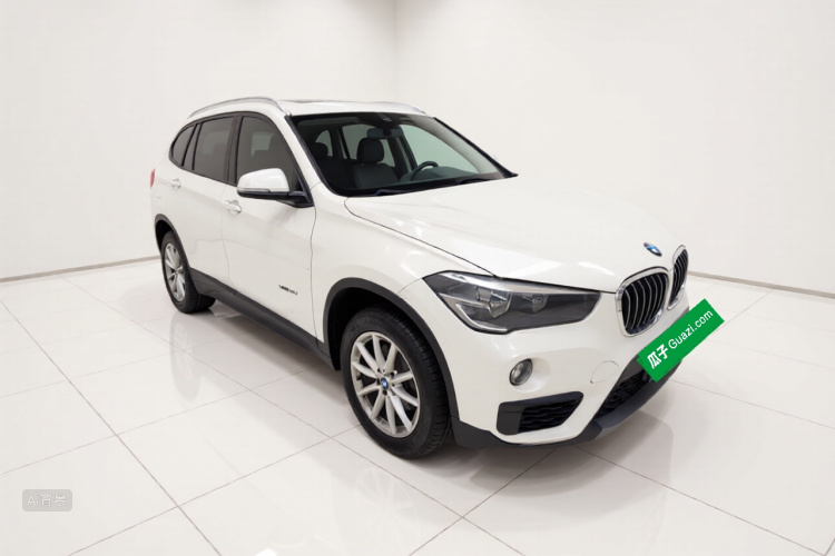 BMW X1 2018 #4 BMW X1 2018 car image #4
