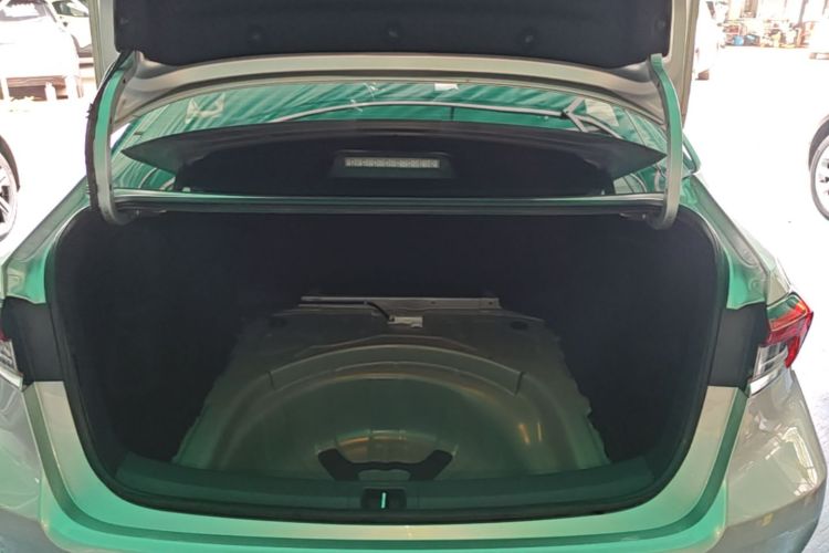 Toyota Corolla 2023 car image #19