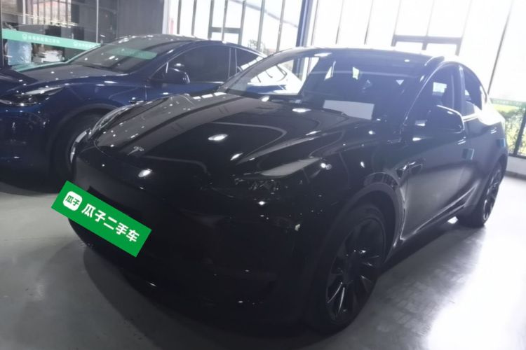 Tesla Model Y 2022 car image #2