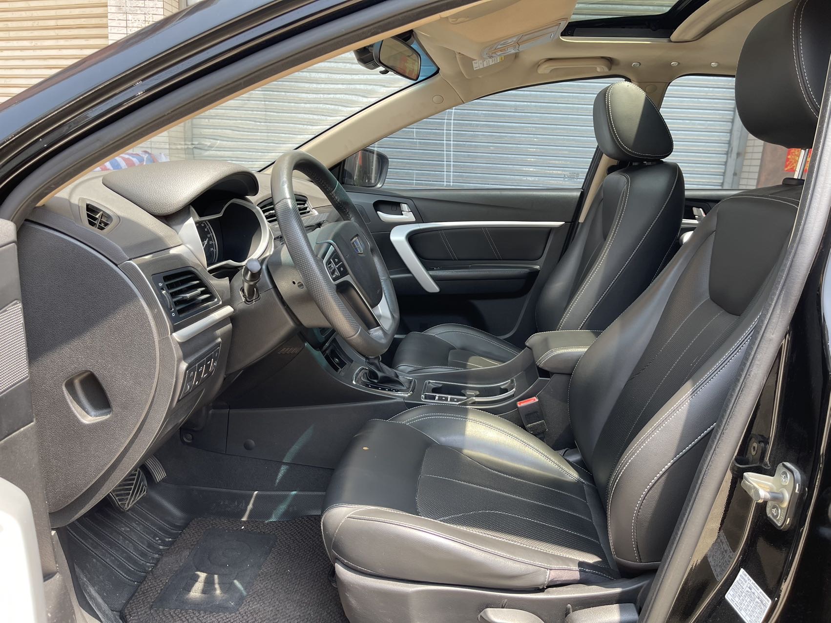 GEELY Emgrand 2017 car image #5